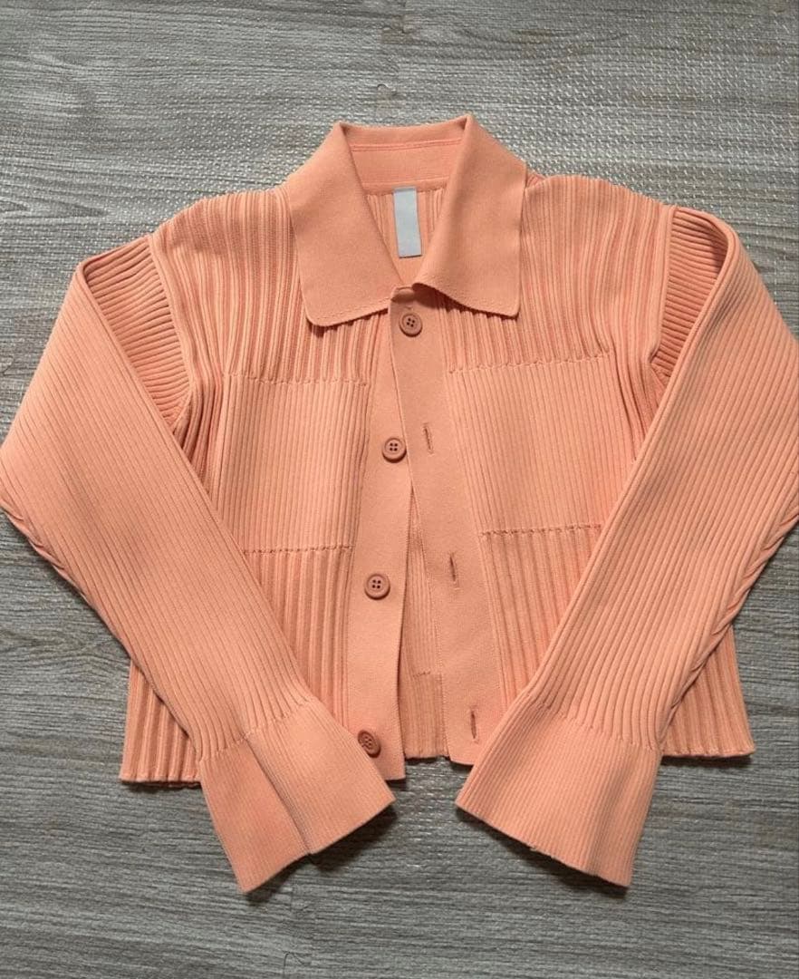 美品　cfcl カーディガン　サーモンピンク