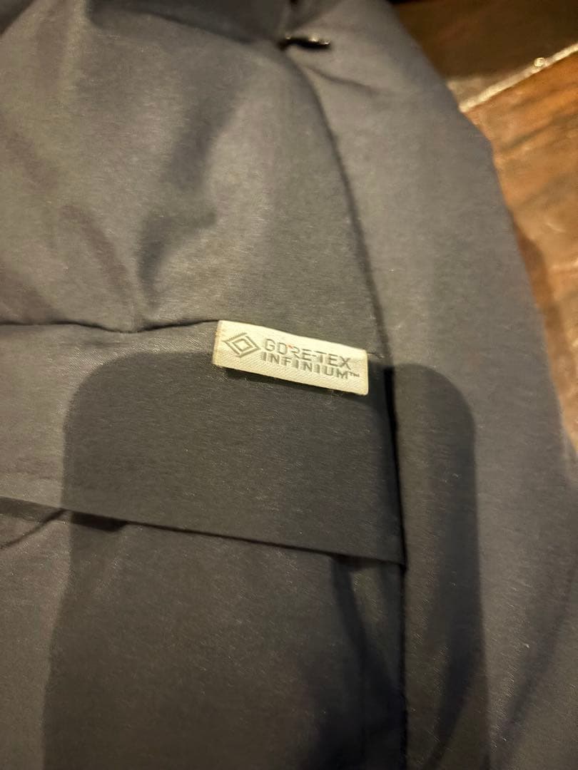 +phenix(プラスフェニックス) GORE-TEX ダウン　ネイビー　Ｍ