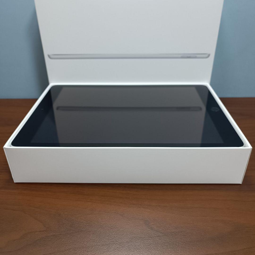 NANA  (美品) iPad 10.2 第9世代 WiFi 256GB