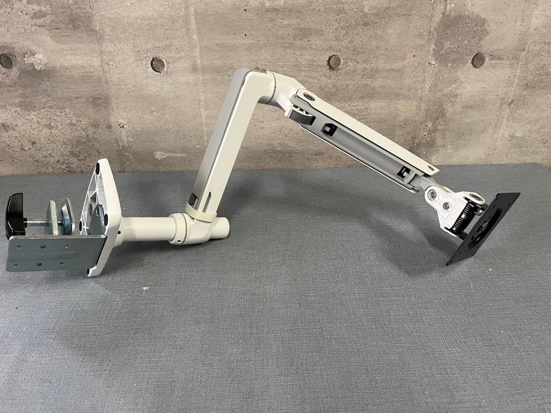 ☆ergotron モニターアーム ホワイト