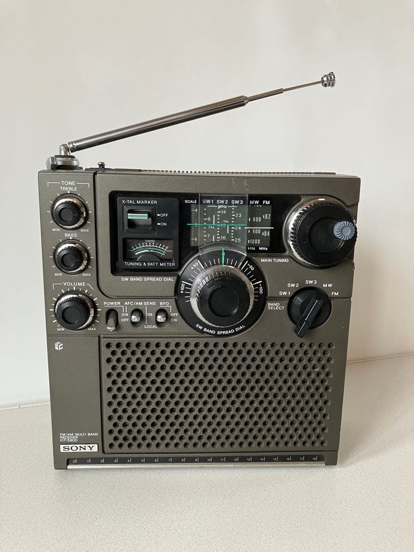 ソニーＢＣＬラジオ　ＩＣＦー５９００　　　　完動品