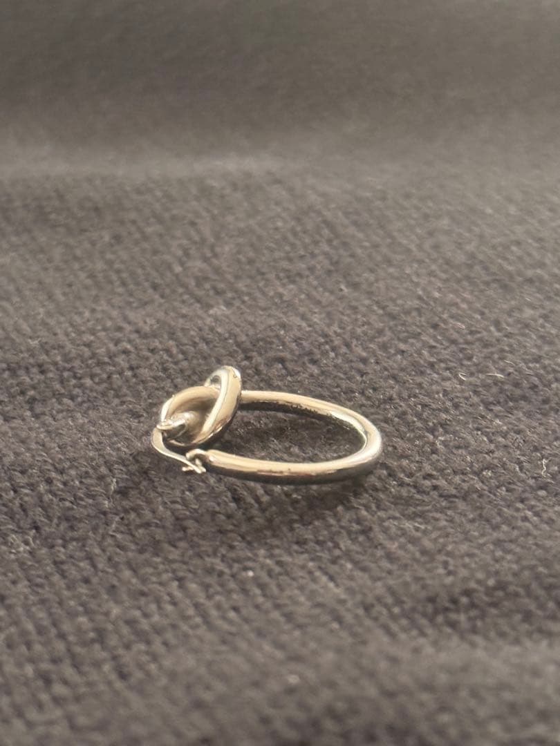 専用 CELINE ノット スモール ループ ピアス　シルバー　即日発送