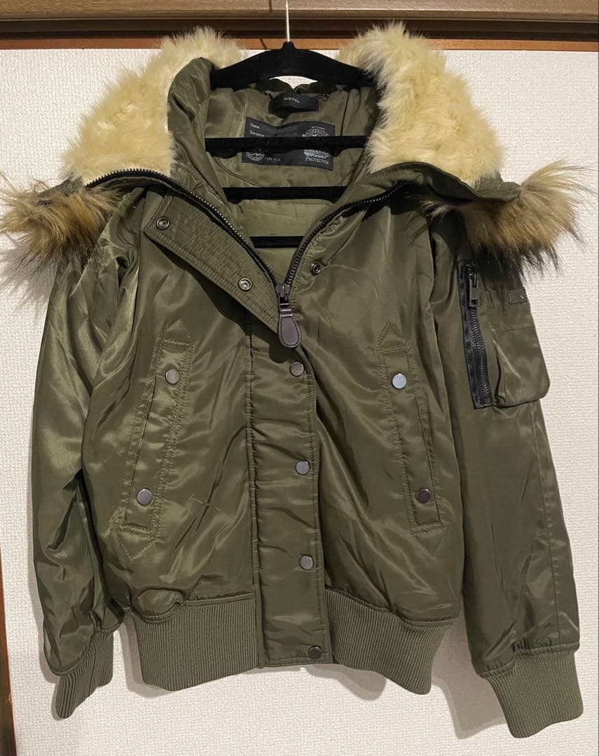 DIESEL n2b ブルゾン ショート丈