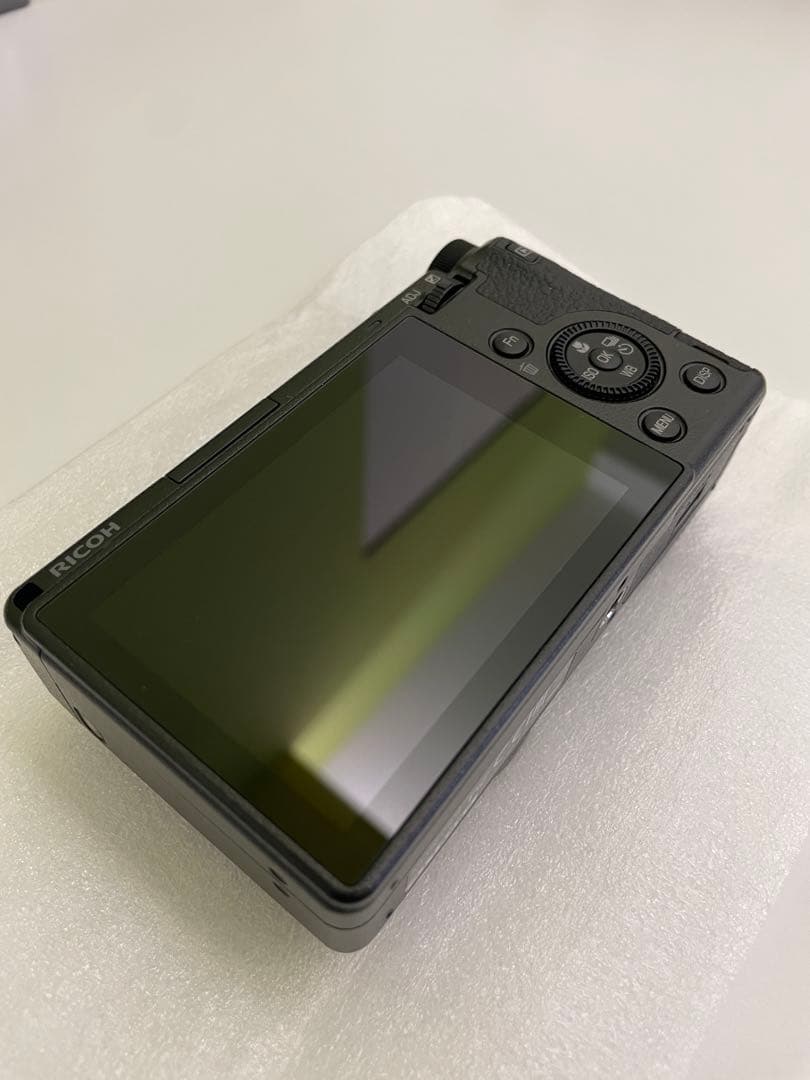 【1/31まで限定価格】 RICOH GRIII ショット回数1258回