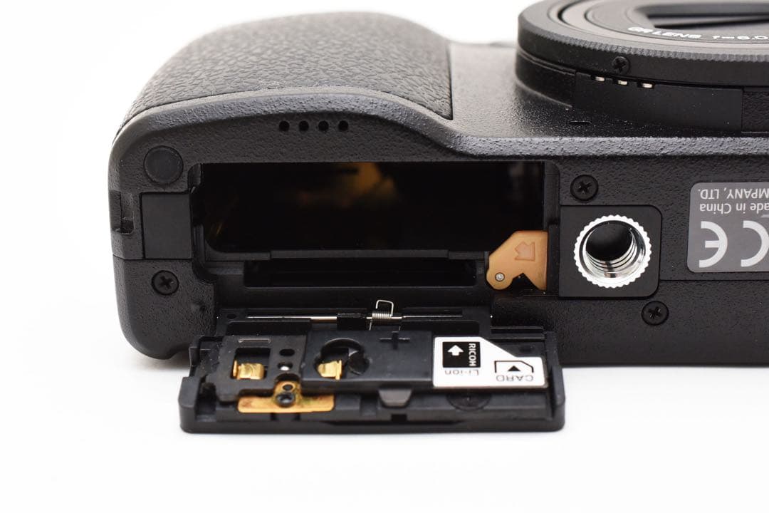 【美品】 Ricoh リコー GR Digital IV 4 デジタルカメラ