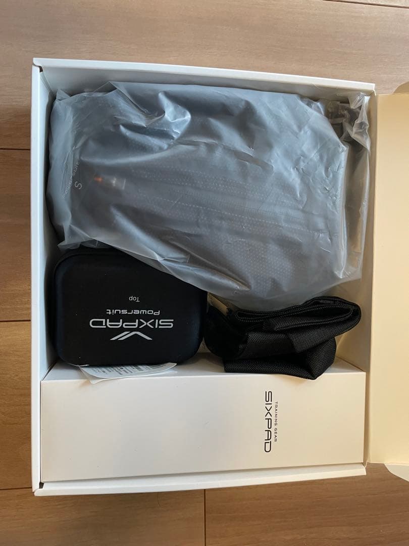 田*中様 SIXPADパワースーツトップS（男性用）専用コントローラー付き