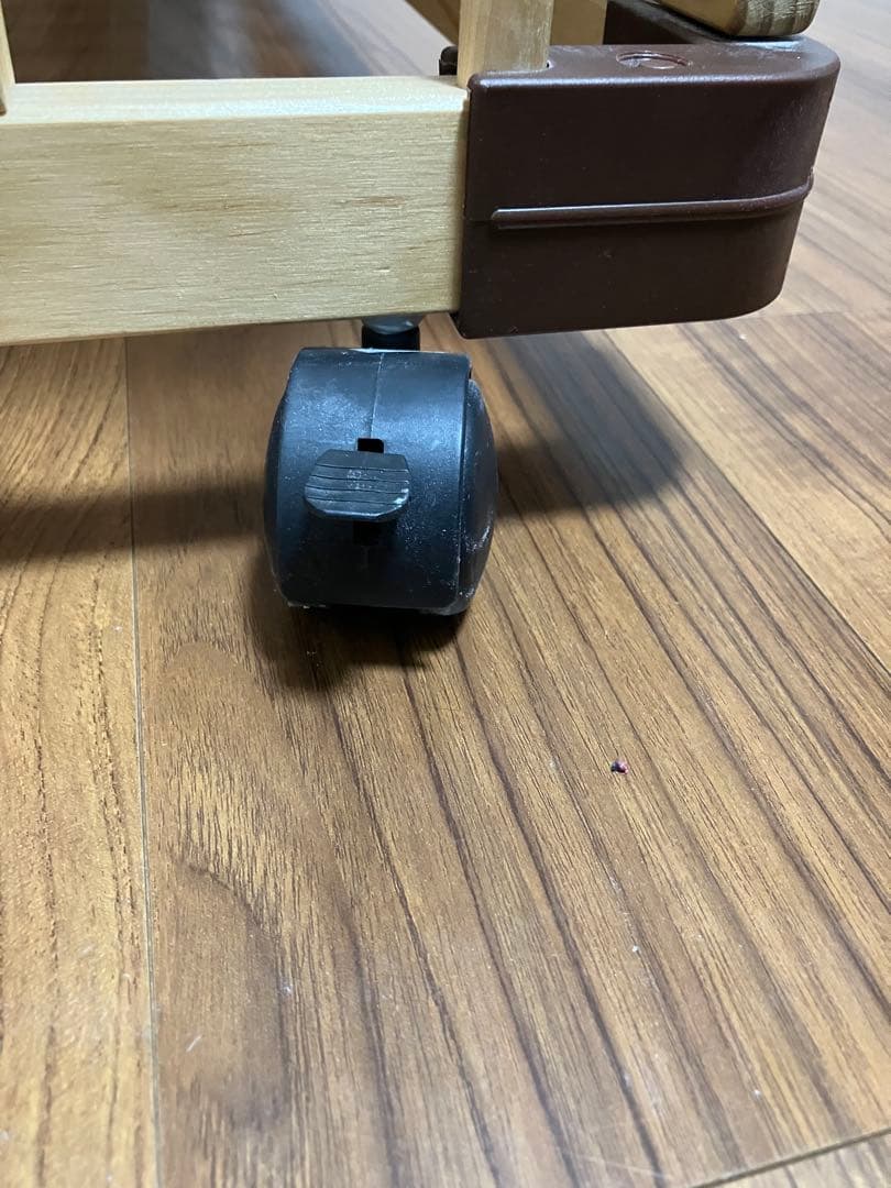 【送料込】farska ベッドサイドベッド03 安全ベルト付 ファルスカ