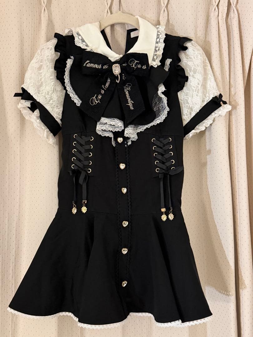 リズリサ ラッフルリボンセットアップ