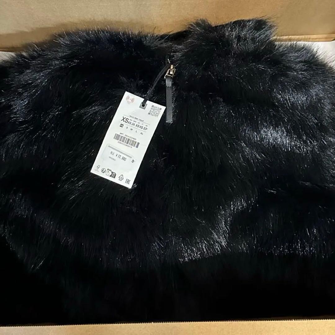ZARA フェイクファーショートコート ブラック 黒 XSサイズ フード付き