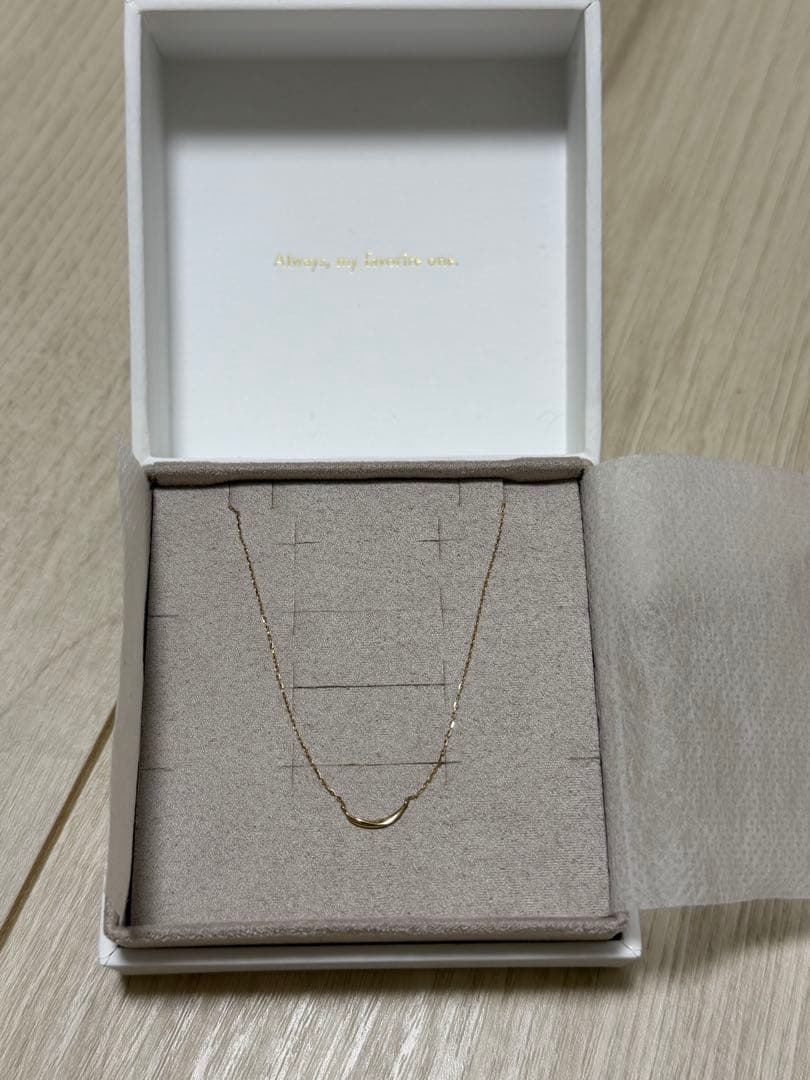 K10YG クレセントムーン ネックレス