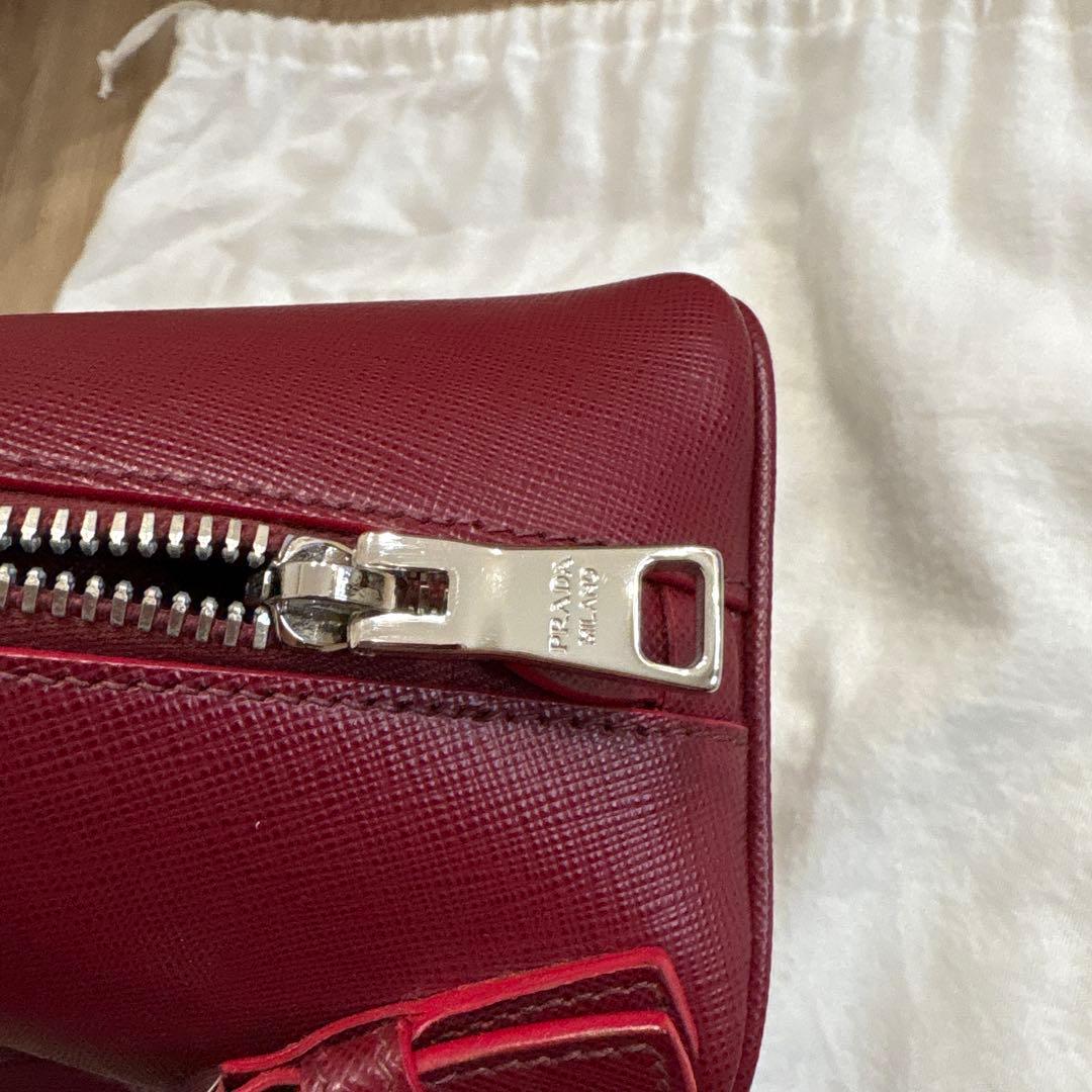 PRADA/プラダ　バーガンディ ハンドバッグ