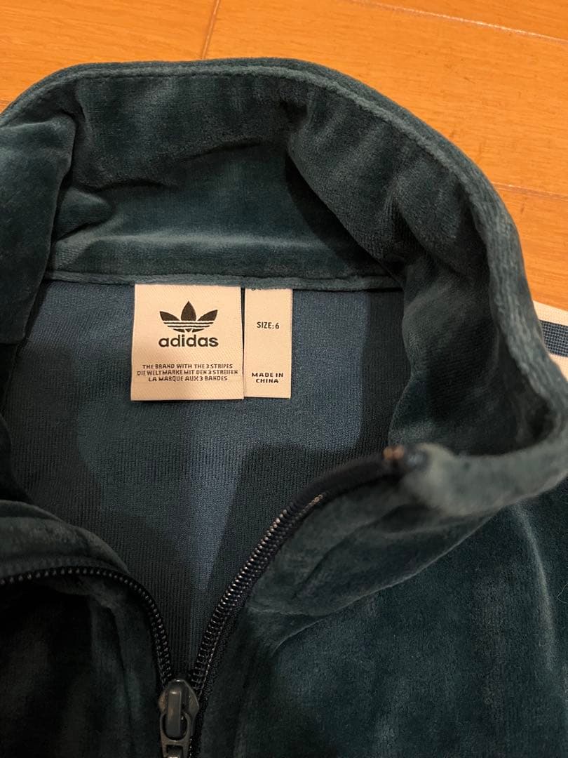 adidas originalsダークブルー ベロア トラックジャケットSサイズ
