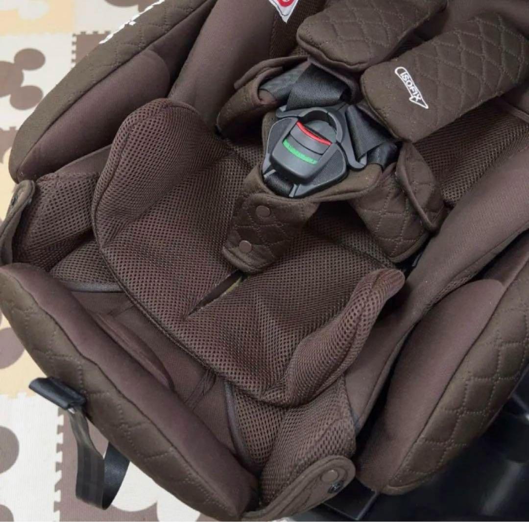 【極美品】アップリカ チャイルドシート フラディアグロウisofix DX