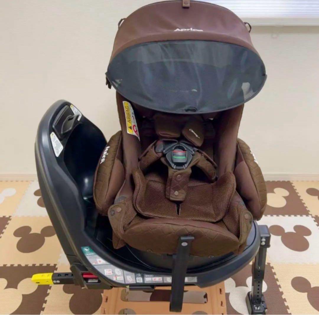 【極美品】アップリカ チャイルドシート フラディアグロウisofix DX