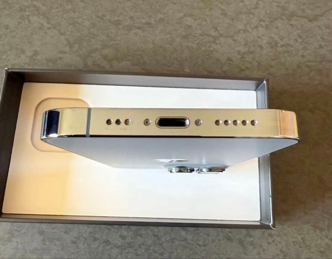 iPhone 13 Pro シエラブルー　256G SIMフリー