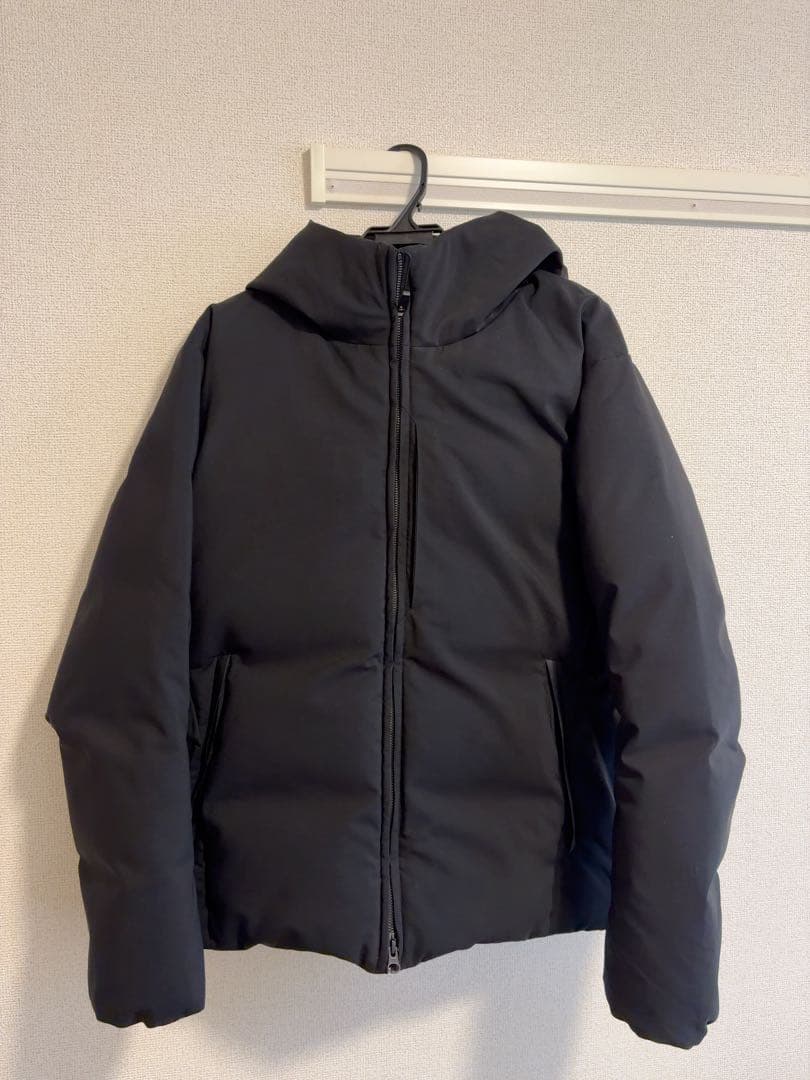 BEAUTY&YOUTH メンズダウンジャケット　ブラック