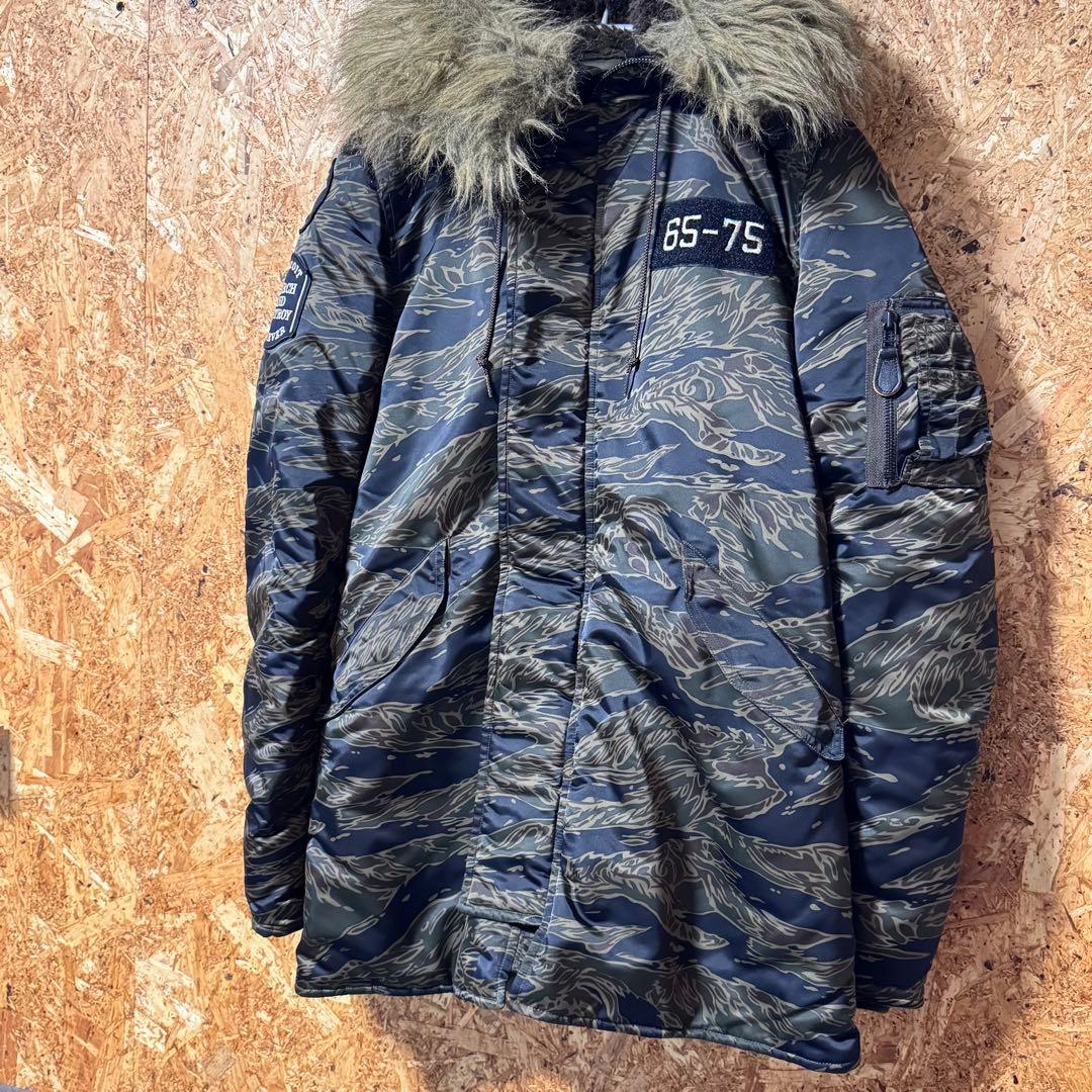 ヒステリックグラマー ダウンジャケット 迷彩 N-3B プリマロフト 木村拓哉