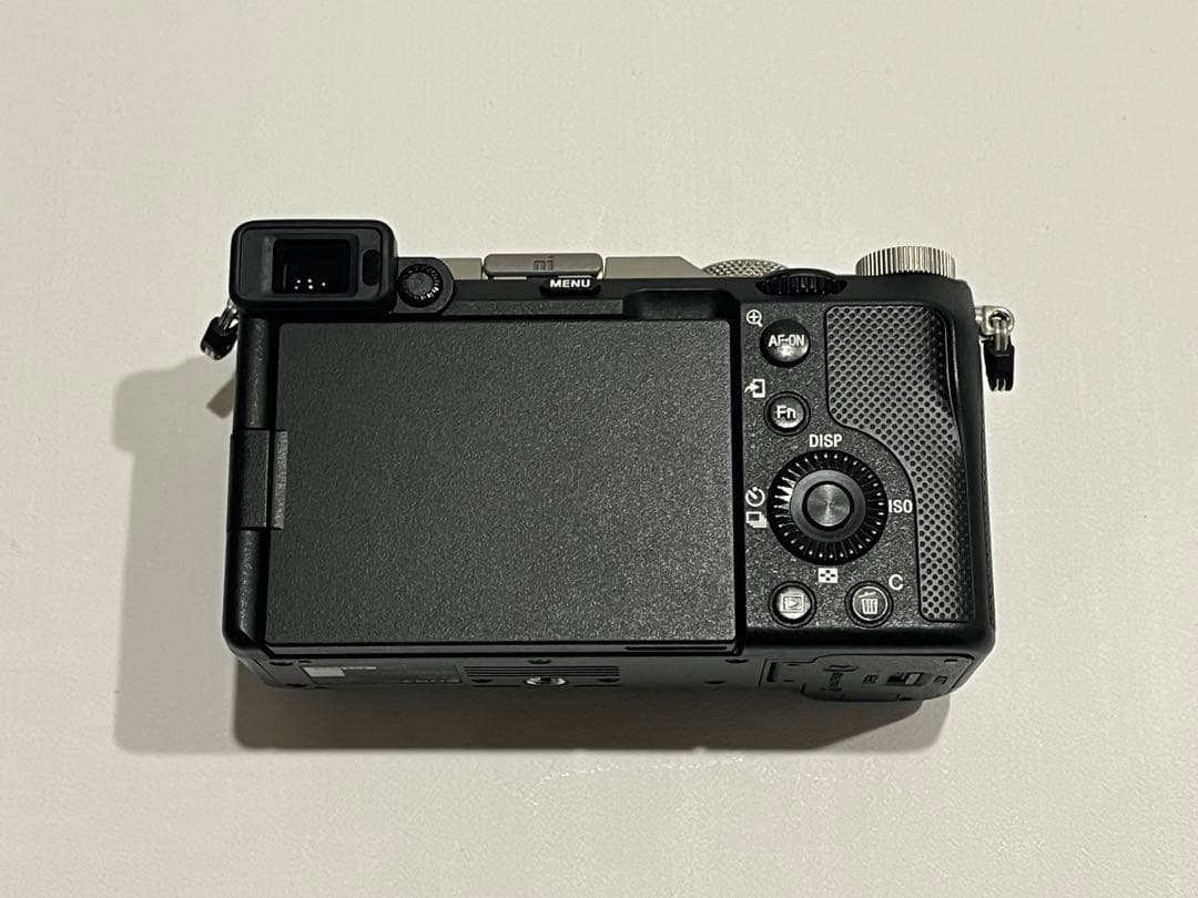 SONY α7c 本体のみ　革ケース付き