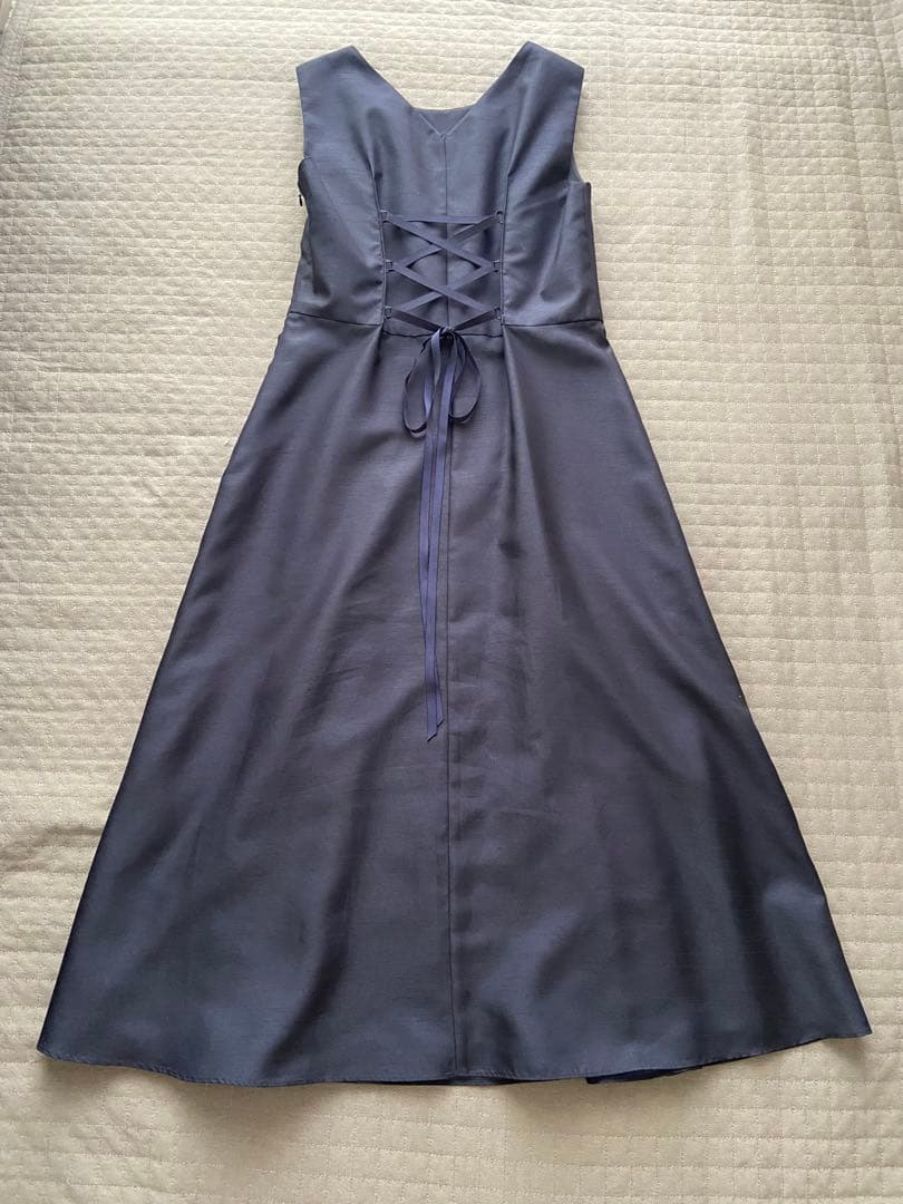 AIMER エメ レースブラウス付シャンタンフィット＆フレアドレス NAVY