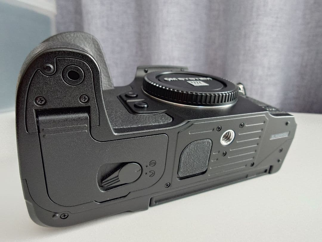 【美品・ショット数8798】OM SYSTEM OM-1 ボディ