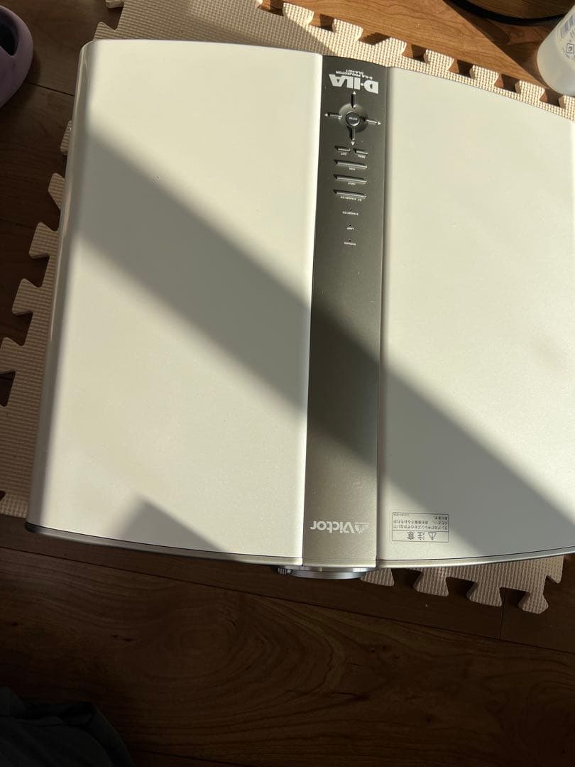 Victor DLA-HD1 W ビクター ホームシアター プロジェクター