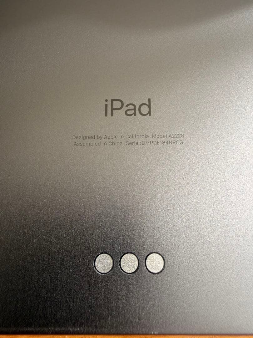 iPad Pro 11インチ (第2世代) 1TB Wi-Fi ペン、カバー付