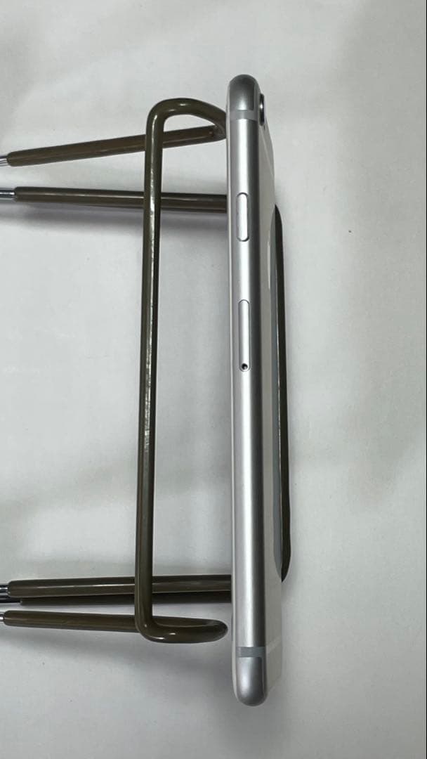 美品　iPhone 6s 64GB SIMフリー