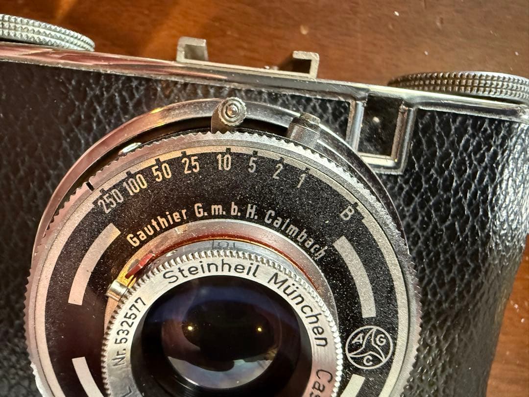 ISING ／ PUCK 127フィルムカメラ　ベスト判