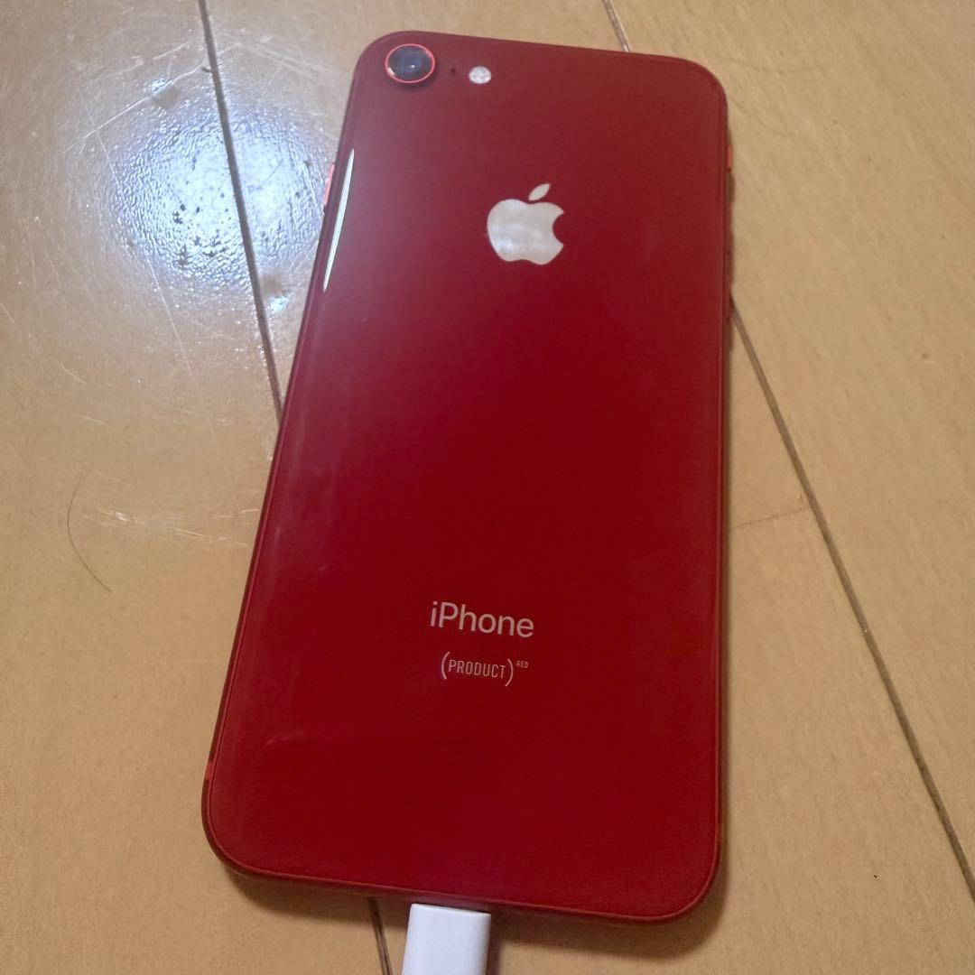 iPhone8 レッド