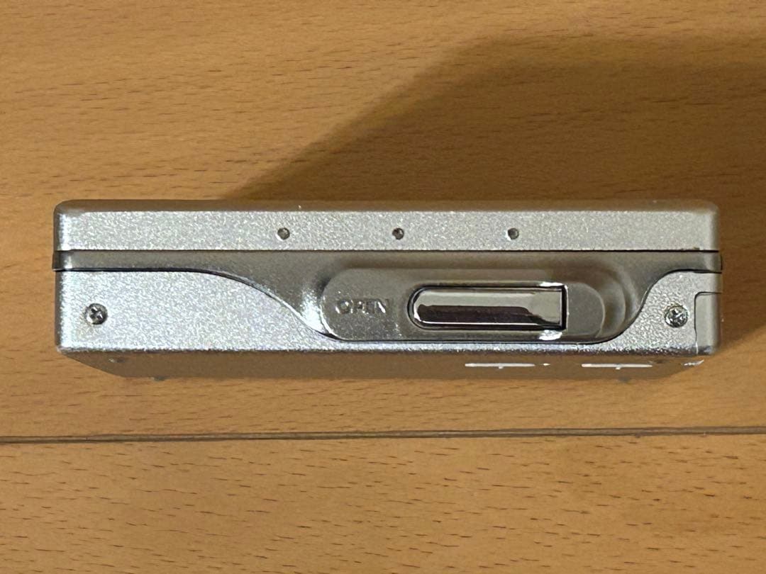 【美品】SONY ソニー ポータブルMDプレーヤー MZ-R900 ウォークマン