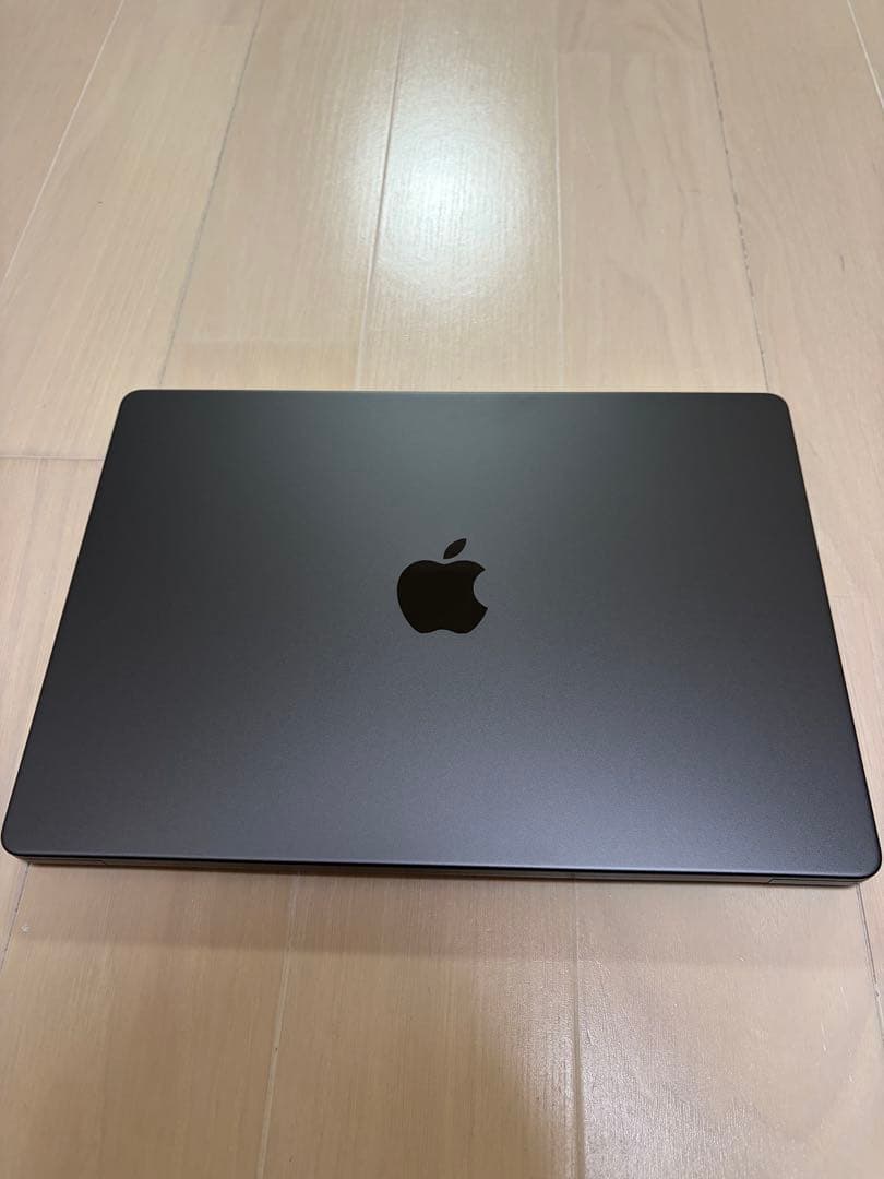 【即日配送】未使用級！　MacBook Pro 14 (M5/24GB/1TB)