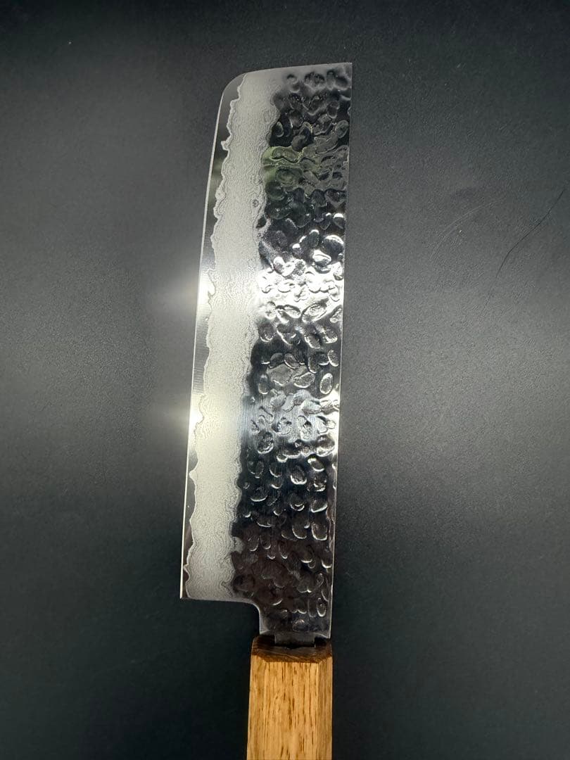 日本製　VG10合計割り込み菜切り包丁165mm 樫木八角柄