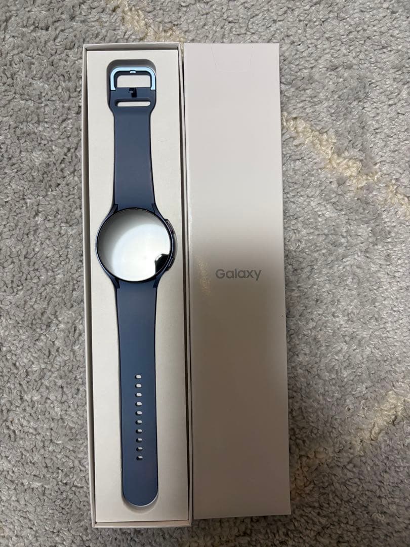 国内正規品　SAMSUNG GALAXY WATCH5 44MM