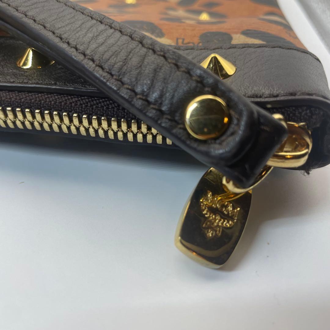 専用❗️美品♡MCM✨エムシーエム　 スタッズ　ヒョウ柄 レオパード　バッグ