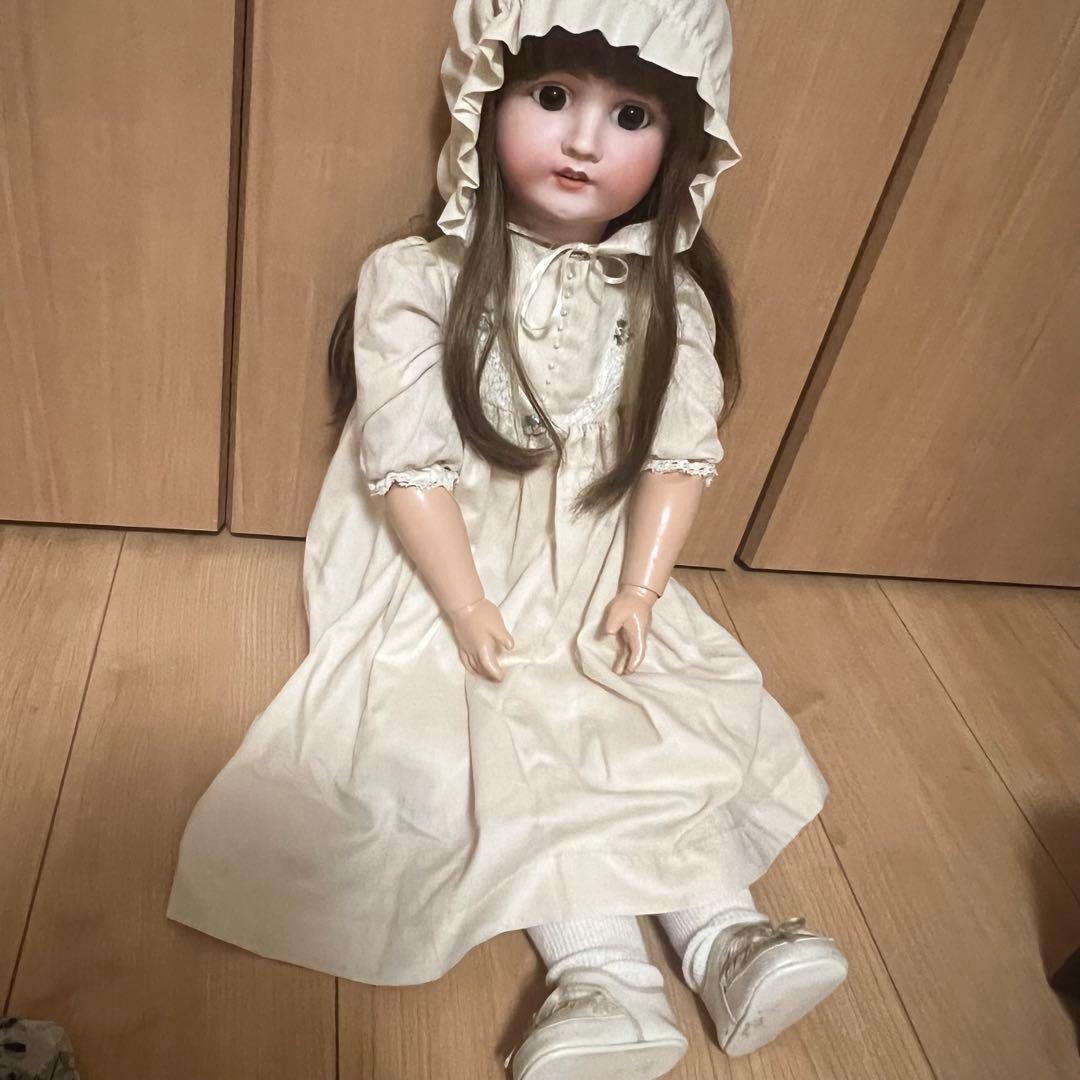 ドイツ人形　ビスクドール