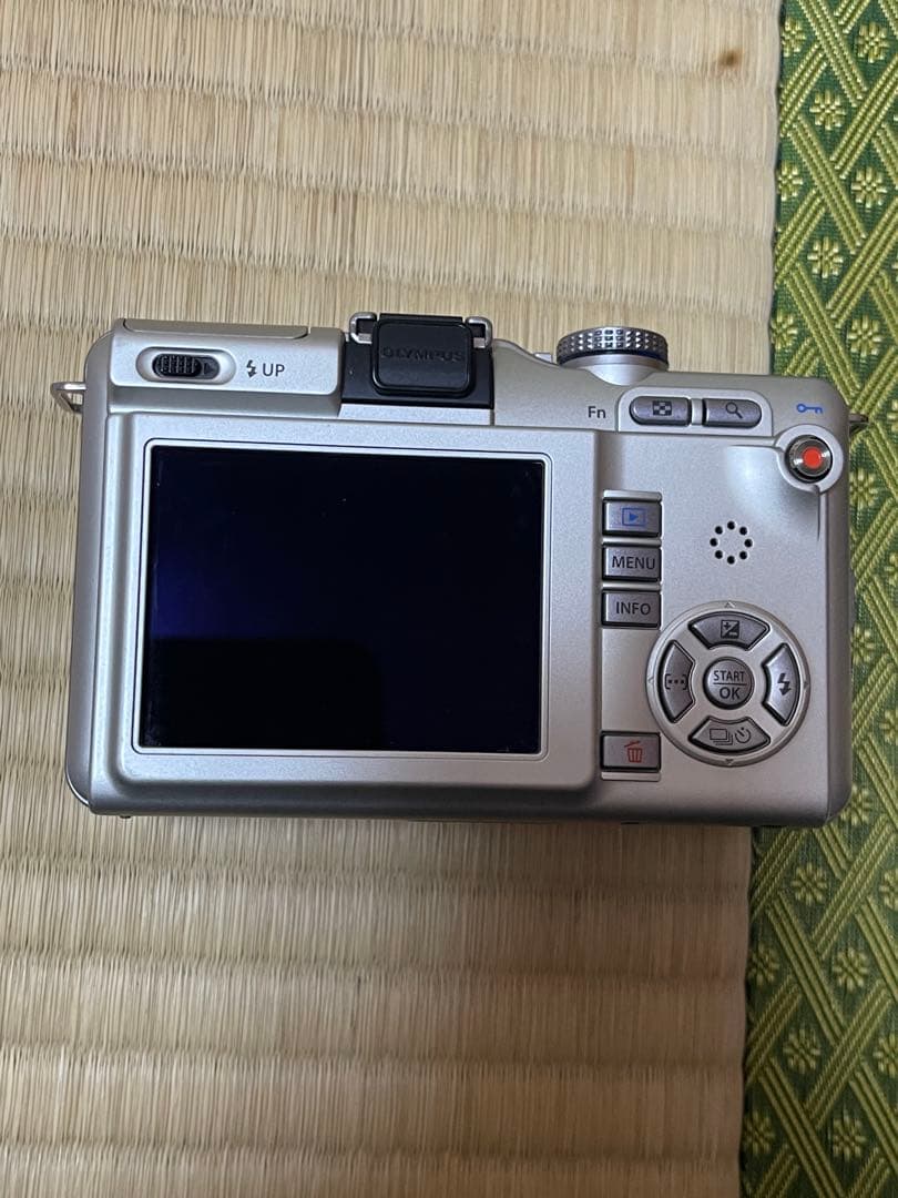 合馬公式アカウント1Olympus PEN E-PL1 + E-PL2