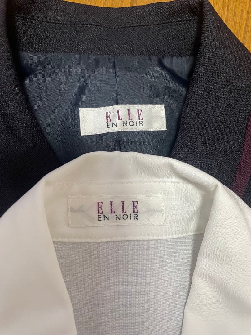 【ELLE EN NOIR】美品！女の子フォーマルスーツ 卒服 160