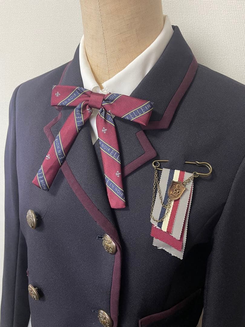 【ELLE EN NOIR】美品！女の子フォーマルスーツ 卒服 160