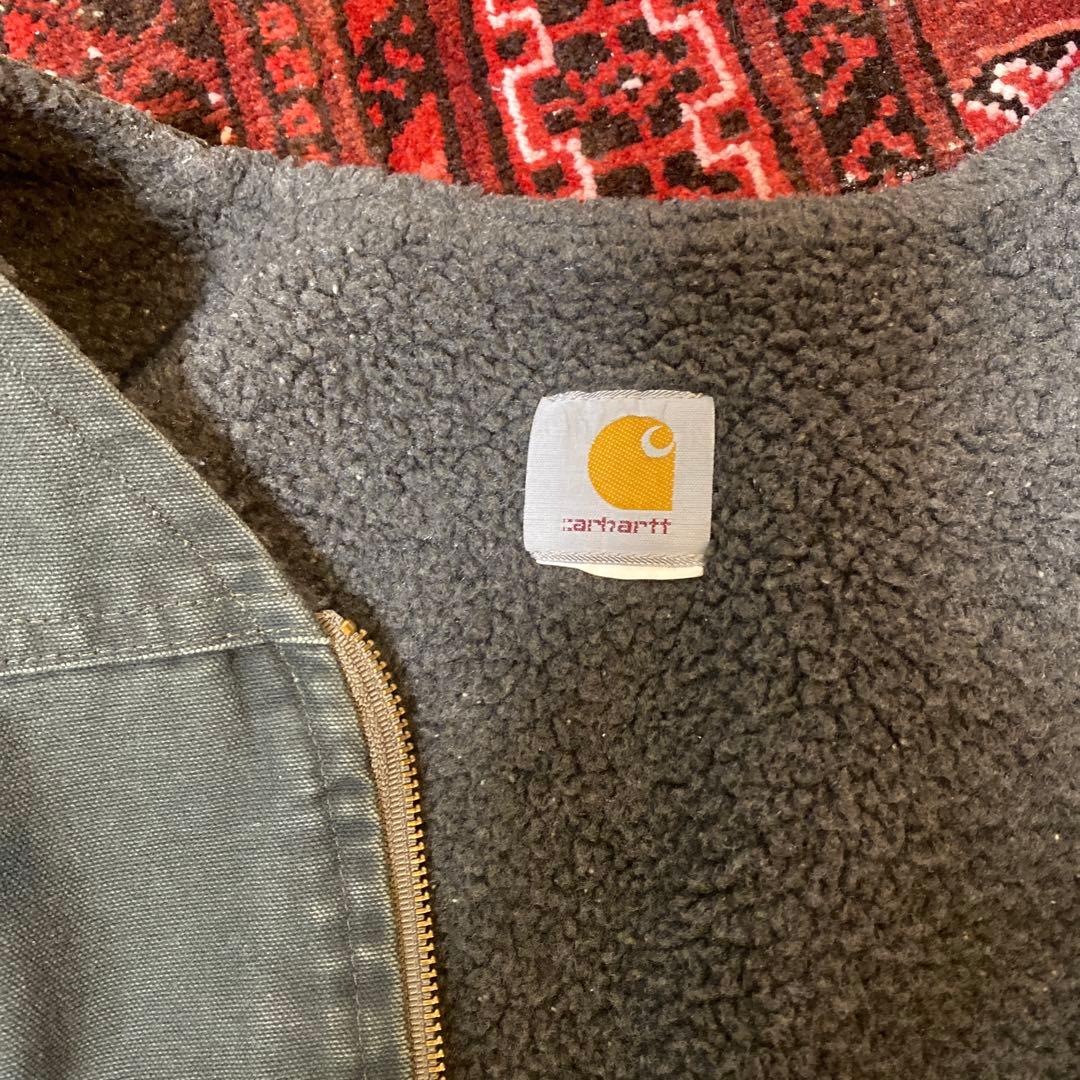 Carhartt モスグリーン ベスト