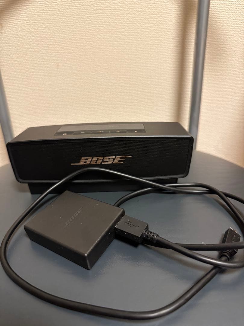 minmin-t　Bose ワイヤレススピーカー 黒 充電器付き