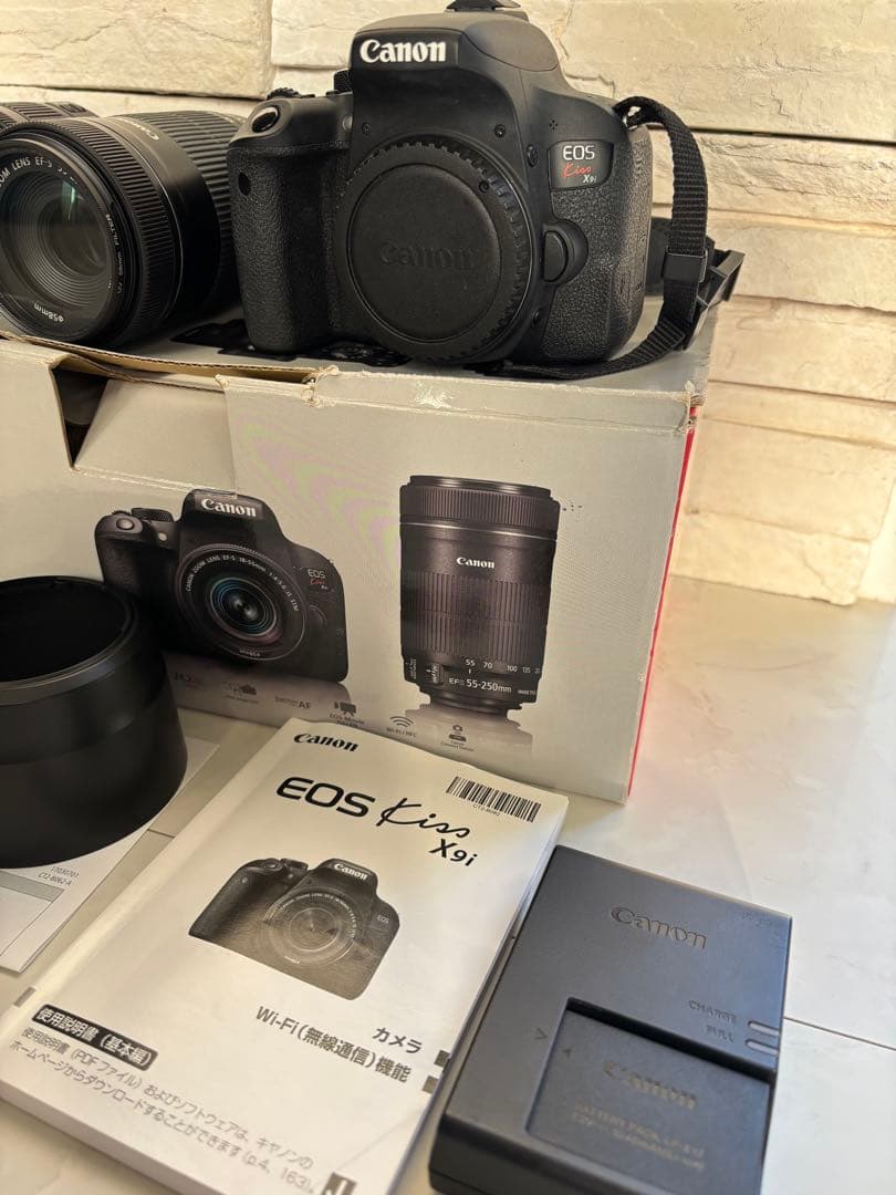 Canon EOS Kiss X9i ズームレンズ交換式デジタル一眼レフカメラ