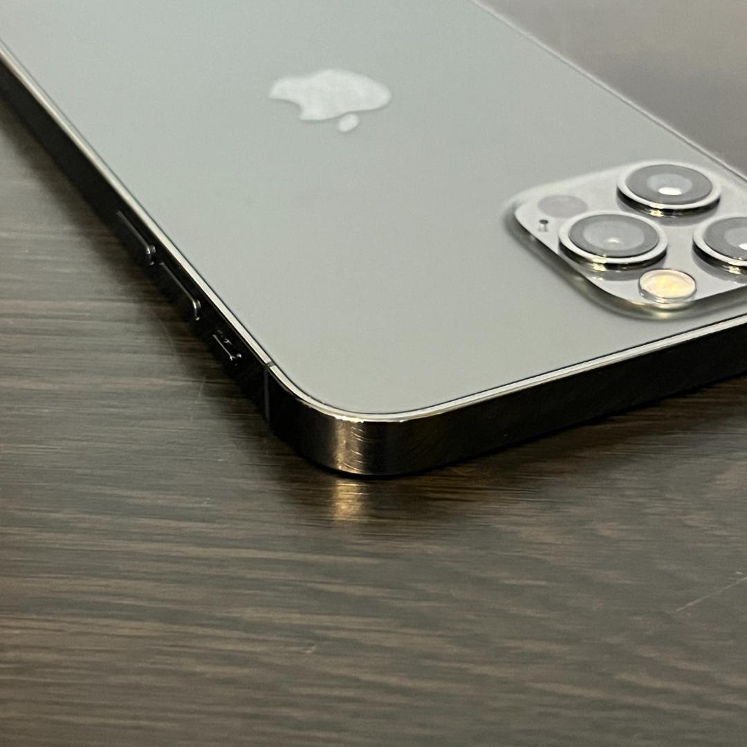 【ジャンク】ドコモ iPhone 12 Pro 256GB グラファイト【動済】
