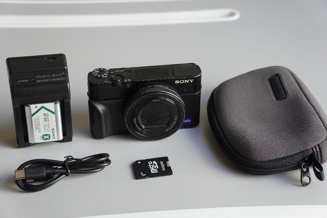 デジタルカメラ SONY DSC RX100 M5