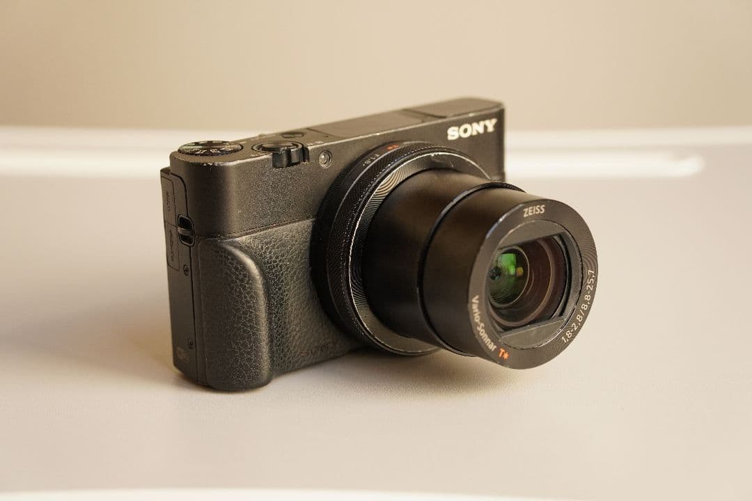 デジタルカメラ SONY DSC RX100 M5