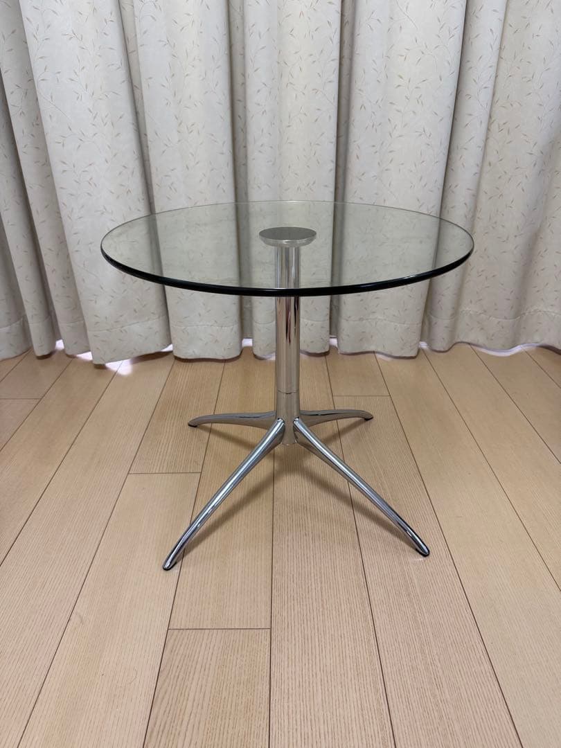 ストレスレス®アーバンテーブルクロス　円形ガラステーブル