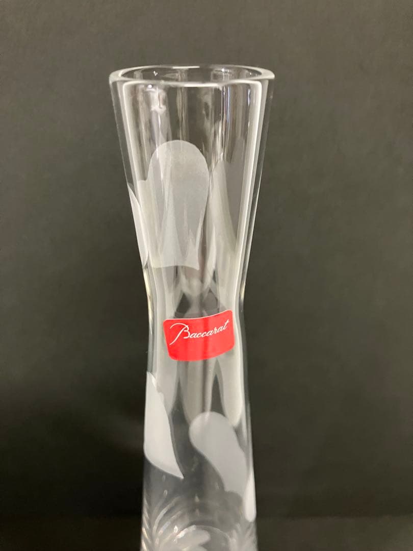 新品未使用　バカラ Baccarat 一輪挿し　ハート柄