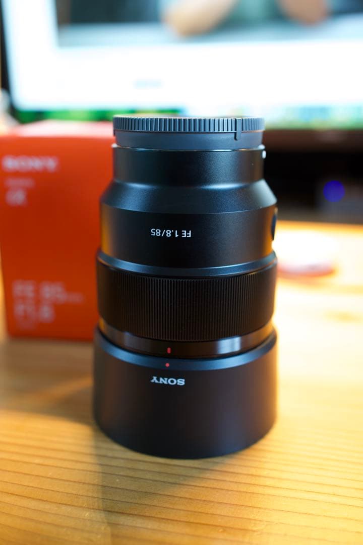 fe85mmf1.8 単焦点　フィルター付き