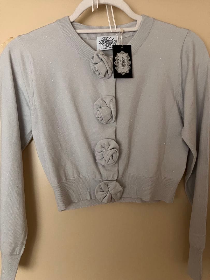 treatürself ローズモチーフのラメニットカーディガン