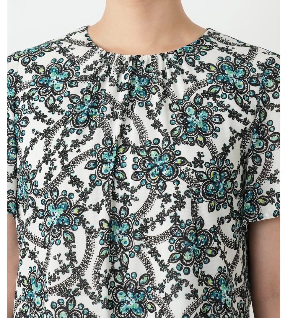 【新品】レリアン 【ウォッシャブル】プリントフレアワンピース グリーン