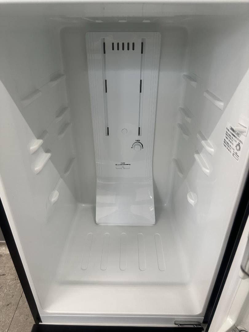 TOSHIBA　冷凍冷蔵庫　153L　GR-U15BS(K)　2023年製